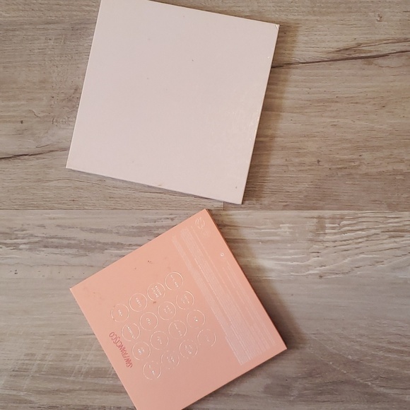 Kara Beauty and The Xulu By Juvias Pallets - Picture 2 of 8